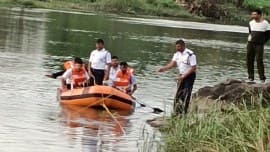 Two Bihar native drowned, Search operation, Indrayani river, fire brigade personnel search, Hawaldar Vasti, Fire Brigade officials, indian express news